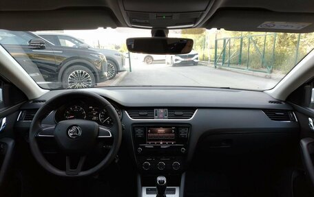 Skoda Octavia, 2017 год, 1 275 000 рублей, 29 фотография