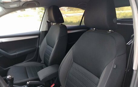 Skoda Octavia, 2017 год, 1 275 000 рублей, 28 фотография