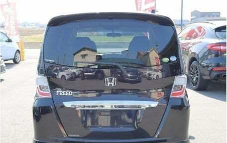 Honda Freed I, 2012 год, 705 000 рублей, 5 фотография