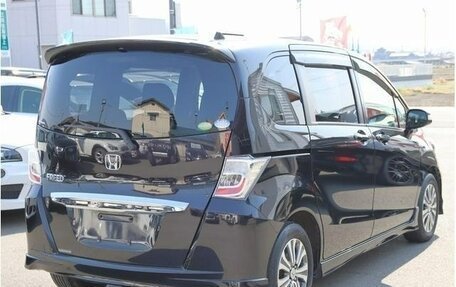 Honda Freed I, 2012 год, 705 000 рублей, 2 фотография
