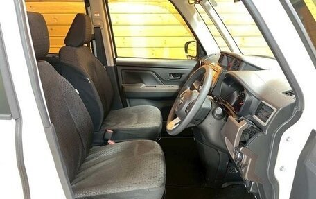 Toyota Roomy I, 2021 год, 710 000 рублей, 12 фотография