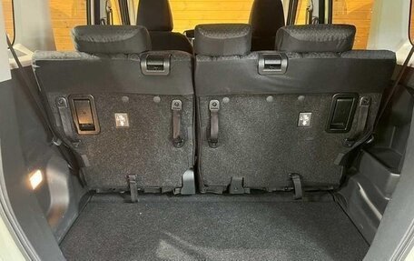 Toyota Roomy I, 2021 год, 710 000 рублей, 24 фотография