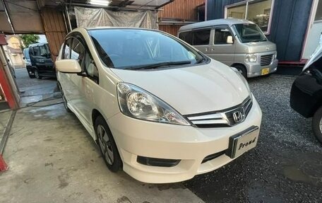 Honda Fit Shuttle I рестайлинг, 2011 год, 720 000 рублей, 2 фотография