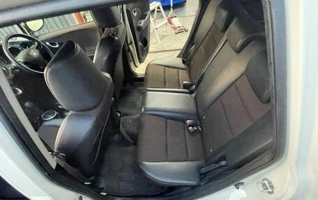 Honda Fit Shuttle I рестайлинг, 2011 год, 720 000 рублей, 16 фотография