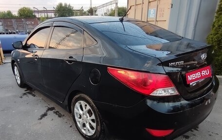 Hyundai Solaris II рестайлинг, 2012 год, 899 000 рублей, 4 фотография