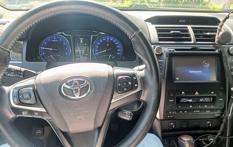 Toyota Camry, 2016 год, 2 000 000 рублей, 11 фотография