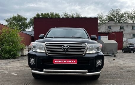 Toyota Land Cruiser 200, 2013 год, 3 550 000 рублей, 1 фотография