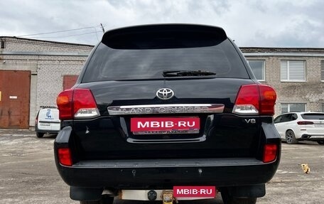 Toyota Land Cruiser 200, 2013 год, 3 550 000 рублей, 2 фотография