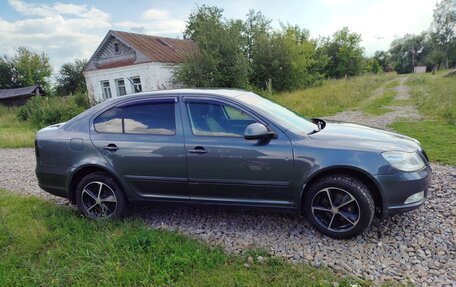 Skoda Octavia, 2011 год, 695 000 рублей, 3 фотография