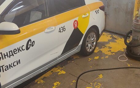 KIA Rio IV, 2017 год, 700 000 рублей, 4 фотография