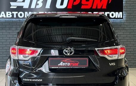 Toyota Highlander III, 2013 год, 2 997 000 рублей, 6 фотография
