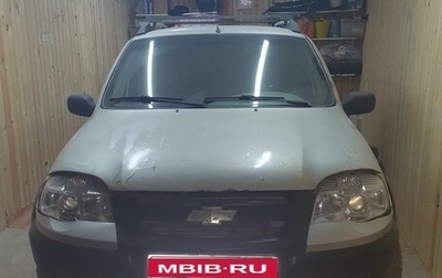 Chevrolet Niva I рестайлинг, 2005 год, 170 000 рублей, 1 фотография