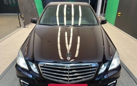 Mercedes-Benz E-Класс, 2010 год, 2 100 000 рублей, 2 фотография