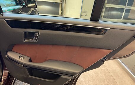 Mercedes-Benz E-Класс, 2010 год, 2 100 000 рублей, 18 фотография