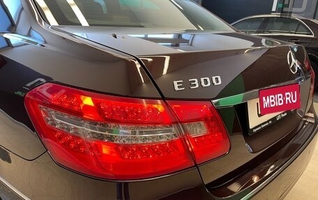 Mercedes-Benz E-Класс, 2010 год, 2 100 000 рублей, 10 фотография