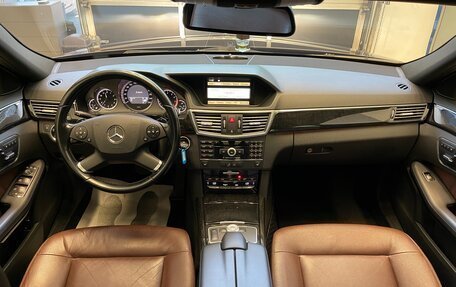 Mercedes-Benz E-Класс, 2010 год, 2 100 000 рублей, 22 фотография