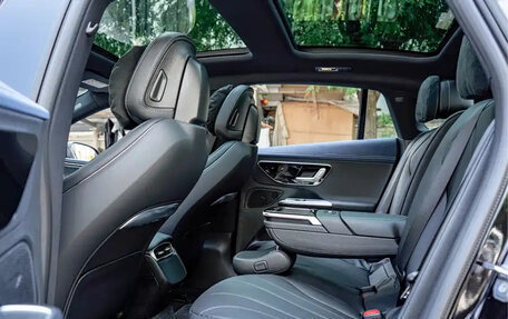 Mercedes-Benz EQE, 2022 год, 3 780 213 рублей, 12 фотография