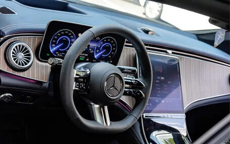 Mercedes-Benz EQE, 2022 год, 3 780 213 рублей, 18 фотография