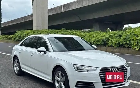 Audi A4, 2019 год, 1 750 111 рублей, 3 фотография