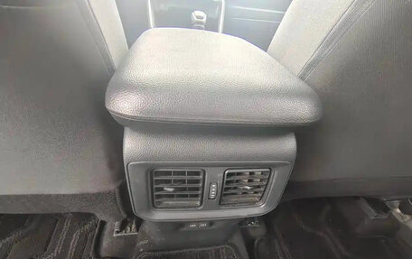 Toyota RAV4, 2022 год, 2 535 800 рублей, 13 фотография