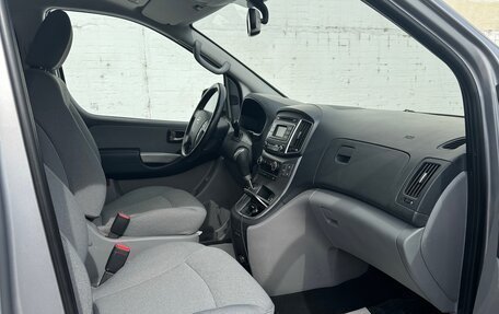 Hyundai H-1 II рестайлинг, 2021 год, 3 100 000 рублей, 6 фотография
