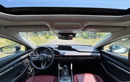 Mazda 3, 2025 год, 2 450 000 рублей, 18 фотография