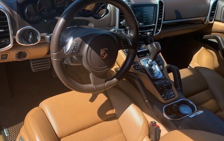 Porsche Cayenne III, 2011 год, 2 700 000 рублей, 17 фотография