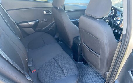 KIA Rio III рестайлинг, 2015 год, 880 000 рублей, 11 фотография