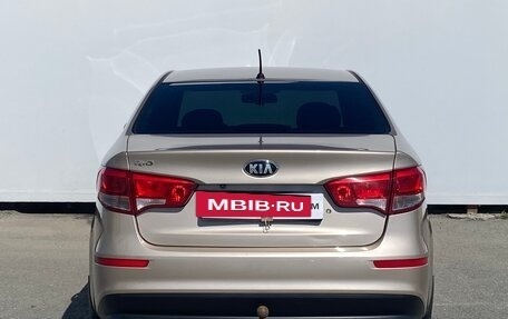 KIA Rio III рестайлинг, 2015 год, 880 000 рублей, 5 фотография