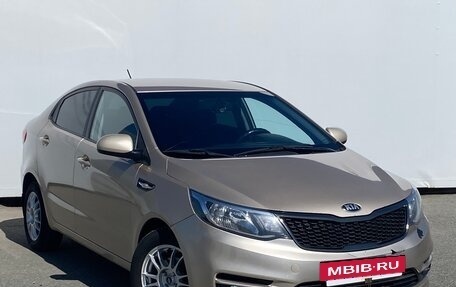 KIA Rio III рестайлинг, 2015 год, 880 000 рублей, 3 фотография