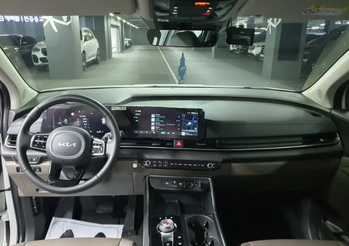 KIA Carnival III, 2024 год, 4 350 000 рублей, 4 фотография