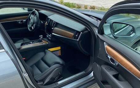 Volvo S90 II рестайлинг, 2019 год, 2 600 000 рублей, 6 фотография
