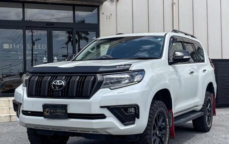 Toyota Land Cruiser Prado 150 рестайлинг 2, 2022 год, 4 250 000 рублей, 1 фотография