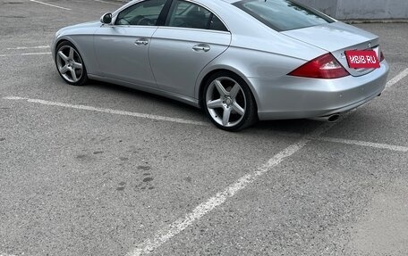 Mercedes-Benz CLS, 2005 год, 2 400 000 рублей, 1 фотография