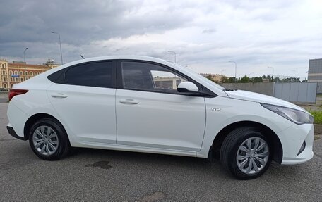 Hyundai Solaris II рестайлинг, 2020 год, 1 250 000 рублей, 24 фотография