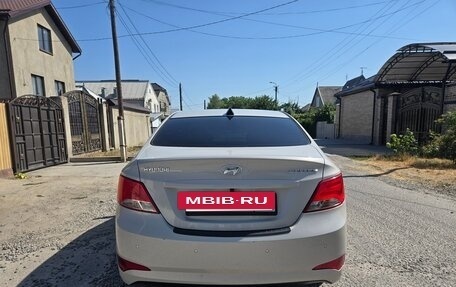 Hyundai Solaris II рестайлинг, 2015 год, 1 080 000 рублей, 15 фотография