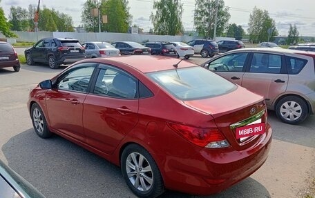 Hyundai Solaris II рестайлинг, 2012 год, 750 000 рублей, 3 фотография