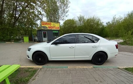 Skoda Octavia, 2018 год, 1 500 000 рублей, 2 фотография