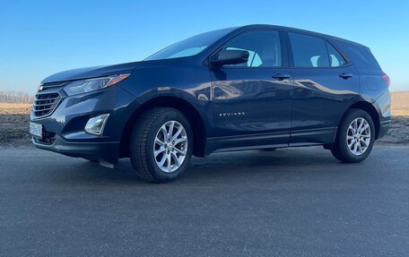 Chevrolet Equinox III, 2017 год, 1 800 000 рублей, 2 фотография