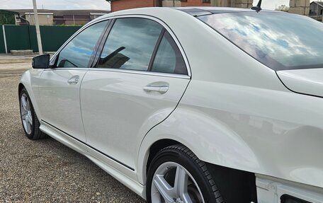 Mercedes-Benz S-Класс, 2007 год, 2 000 000 рублей, 3 фотография