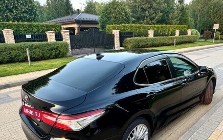 Toyota Camry, 2019 год, 2 999 999 рублей, 5 фотография