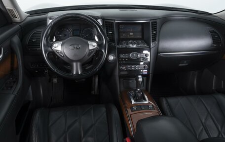 Infiniti QX70, 2013 год, 1 944 000 рублей, 6 фотография