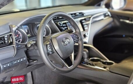 Toyota Camry, 2018 год, 2 430 000 рублей, 7 фотография