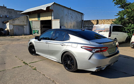 Toyota Camry, 2021 год, 2 950 000 рублей, 11 фотография