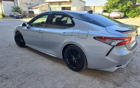 Toyota Camry, 2021 год, 2 950 000 рублей, 9 фотография