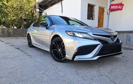 Toyota Camry, 2021 год, 2 950 000 рублей, 5 фотография