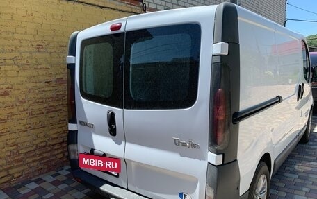 Renault Trafic, 2001 год, 850 000 рублей, 4 фотография