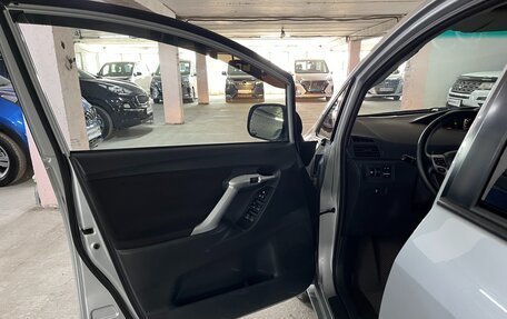 Toyota Verso I, 2010 год, 1 275 000 рублей, 10 фотография