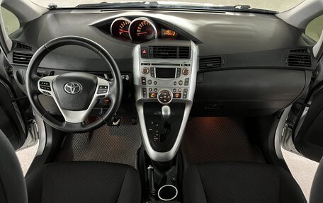 Toyota Verso I, 2010 год, 1 275 000 рублей, 15 фотография