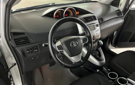 Toyota Verso I, 2010 год, 1 275 000 рублей, 11 фотография